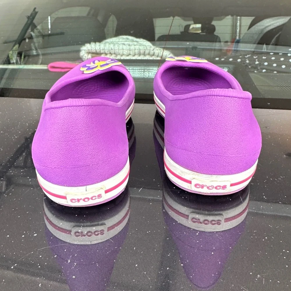 Crocs Little Girls CrocBand Ballet Flats‎ With Flower Charm Size J3 Purple Shoes